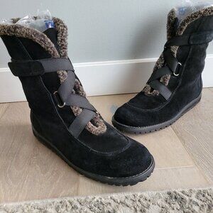 Stuart Weitzman Black Suede Boots Size  8